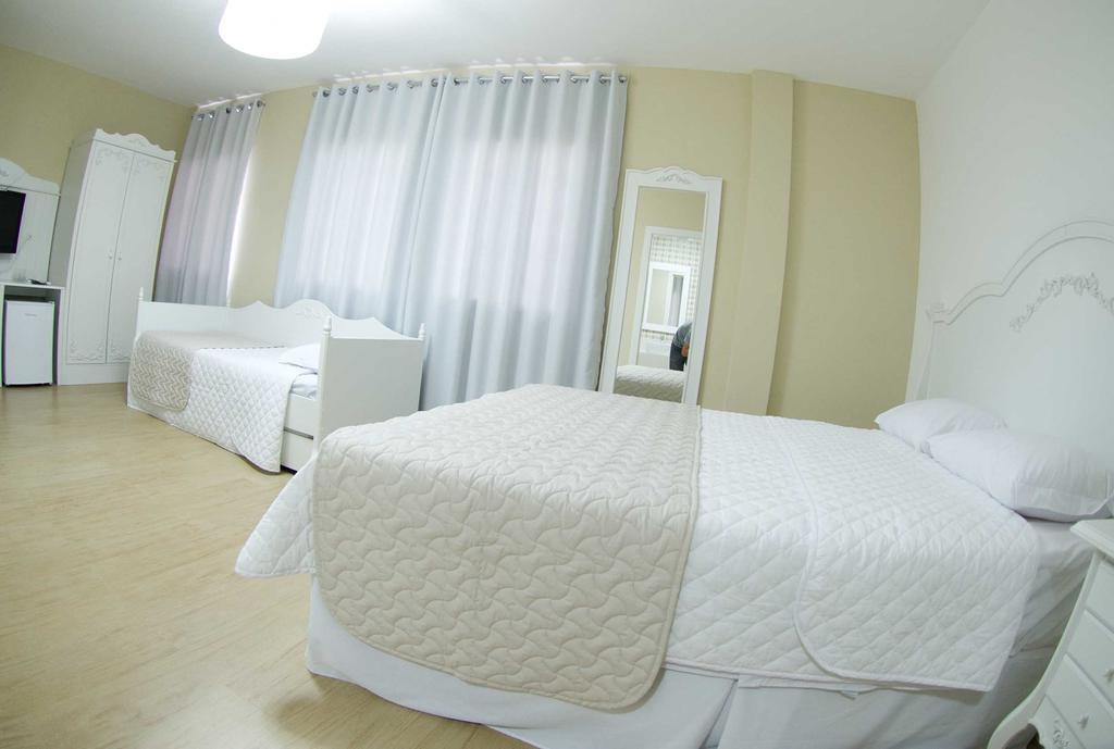 Hotel Oma Zita Forquilhinha Экстерьер фото