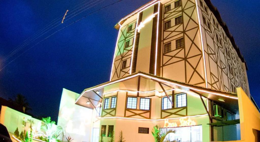 Hotel Oma Zita Forquilhinha Экстерьер фото
